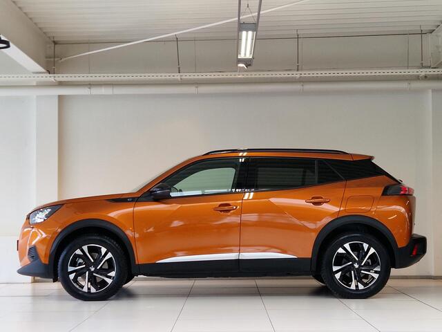 Peugeot e-2008 EV Allure Pack 50 kWh 3-Fase 11 kWh | Stoelverwarming | Advanced Grip Control | Apple Carplay/Android Auto | Achteruitrijcamera | Cruise Control |