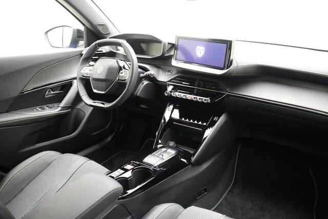 Peugeot e-2008 EV GT 54 kWh 100% Elektrisch | 3-Fase | Adaptieve Cruise Control | Camera rondom | Navigatie | Mirror Screen | Dodehoekdetectie | Voorraad