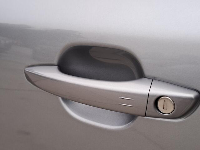 Peugeot e-2008 EV Allure 50 kWh | Parkeercamera | Stoelverwarming | Navigatie Just Lease