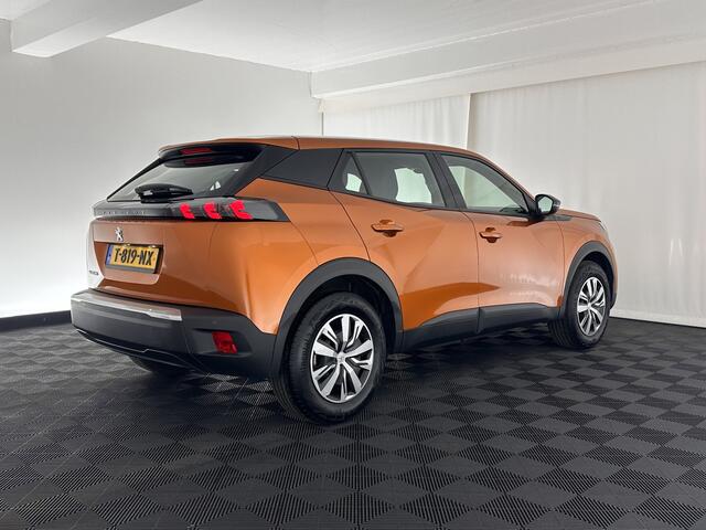 Peugeot e-2008 EV Active Pack 50 kWh [ 3-Fase ] (INCL.BTW) *FULL-LED | APPLE-CARPLAY | COMFORT-SEATS | KEYLESS | ECC | PDC | CRUISE*