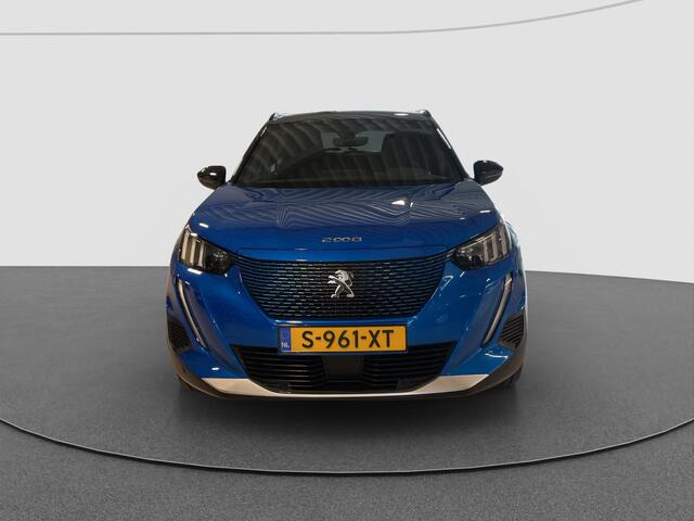 Peugeot e-2008 EV GT 50 kWh Alcantara leder | Navigatie