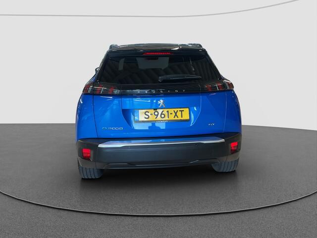 Peugeot e-2008 EV GT 50 kWh Alcantara leder | Navigatie