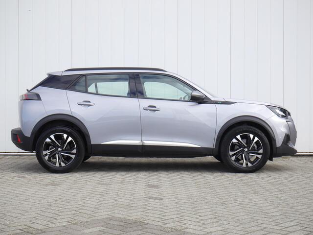 Peugeot e-2008 EV Allure 50 kWh GRATIS WALLBOX! | Apple Carplay/Android Auto | 3D-Cockpit | 17-Inch Lichtmetalen Velgen | Cruise Control | Camera Achter