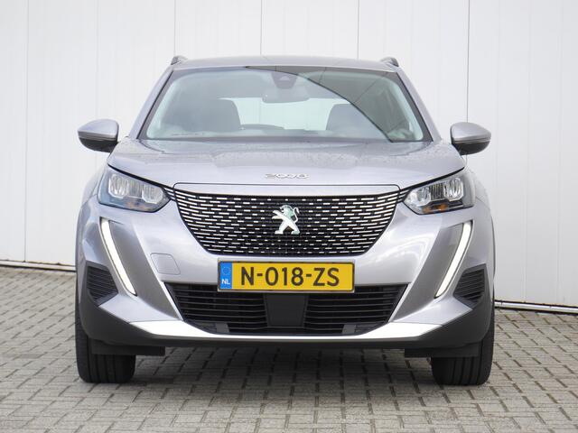 Peugeot e-2008 EV Allure 50 kWh GRATIS WALLBOX! | Apple Carplay/Android Auto | 3D-Cockpit | 17-Inch Lichtmetalen Velgen | Cruise Control | Camera Achter