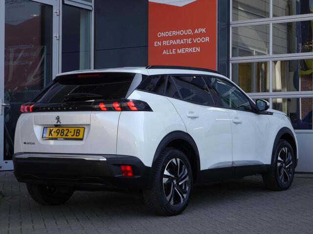 Peugeot e-2008 EV Allure 50 kWh | 3 Fase | Elektrisch | Adaptieve Cruise | Led koplampen | Camera | Stoelverwarming