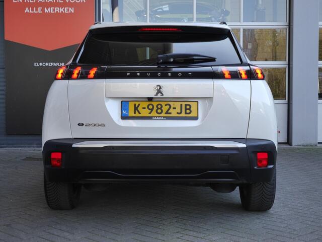 Peugeot e-2008 EV Allure 50 kWh | 3 Fase | Elektrisch | Adaptieve Cruise | Led koplampen | Camera | Stoelverwarming