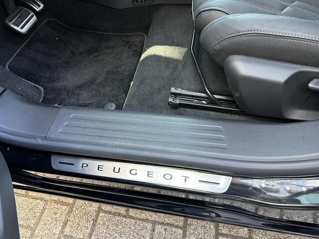 Peugeot e-2008 EV GT | Slechts 20.000 KM Gereden | 3 Fase Lader | Volledig Nappa Lederen Bekleding | Navigatie | Adaptieve Cruise Control |3D i-Cockpit | Camera | Climate Control | Stoelverwarming |