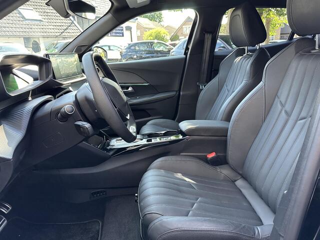 Peugeot e-2008 EV GT | Slechts 20.000 KM Gereden | 3 Fase Lader | Volledig Nappa Lederen Bekleding | Navigatie | Adaptieve Cruise Control |3D i-Cockpit | Camera | Climate Control | Stoelverwarming |