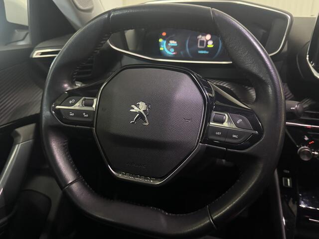 Peugeot e-2008 EV Allure 50 kWh PARELMOER DIGI-DASH CAMERA NAVI CLIMA PDC LMV LED