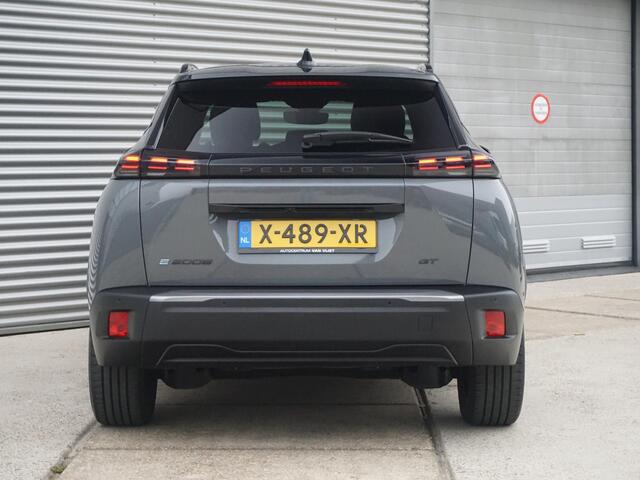 Peugeot e-2008 EV GT 54 kWh