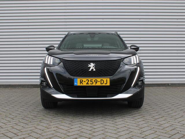 Peugeot e-2008 EV GT Pack 50 kWh | Stoelverwarming | Pano dak | Camera | 18" LM | Cruise adaptief | Clima |