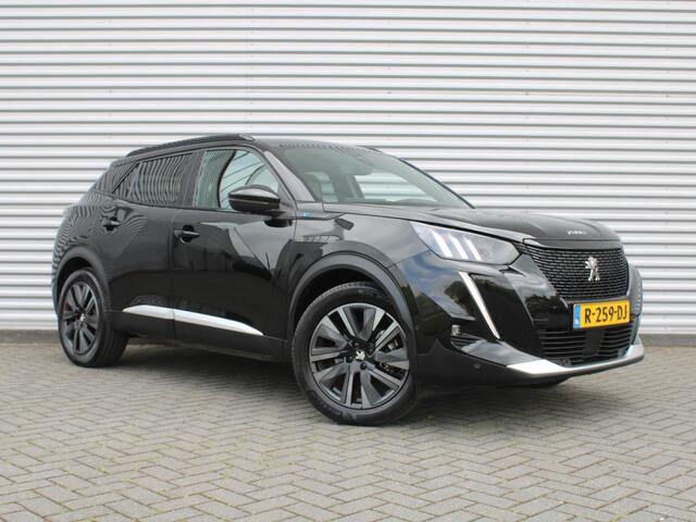 Peugeot e-2008 EV GT Pack 50 kWh | Stoelverwarming | Pano dak | Camera | 18" LM | Cruise adaptief | Clima |
