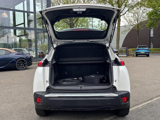 Peugeot e-2008 EV Allure 50 kWh ADAP. CRUISE | NAVI | RIJKLAARPRIJS INCL. 12 MND. BOVAGGARANTIE