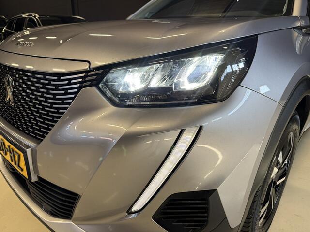 Peugeot e-2008 EV Allure 50 kWh 3-fase | Camera | Navi | Carplay | Full LED