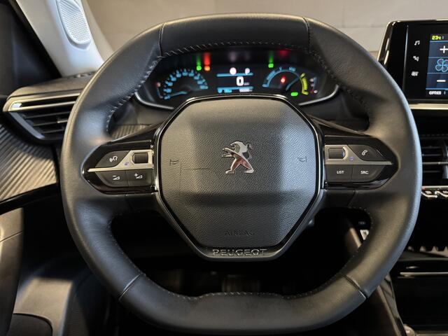 Peugeot e-2008 EV Allure 50 kWh 3-fase | Camera | Navi | Carplay | Full LED
