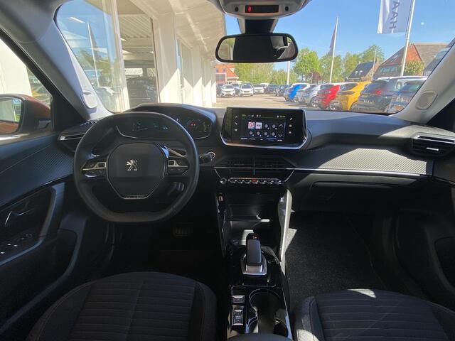 Peugeot e-2008 EV Active Pack 50 kWh | Apple Carplay & Android Auto | Parkeersensoren | 1-fase | Cruise Control | 100kW snelladen