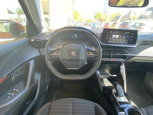 Peugeot e-2008 EV Active Pack 50 kWh | Apple Carplay & Android Auto | Parkeersensoren | 1-fase | Cruise Control | 100kW snelladen