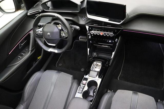 Peugeot e-2008 EV GT 50 kWh 3-Fase | Panoramadak | Adaptive Cruise Control | Navigatie | Full LED | Stoelverwarming | Pack Drive Assist | Camera