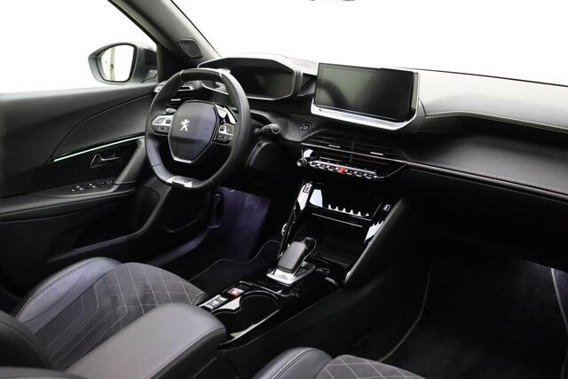 Peugeot e-2008 EV GT 50 kWh 3-Fase | Adaptive Cruise Control | Panoramadak | Full LED | Navigatie | Camera | Pack Drive Assist | Alcantara bekleding