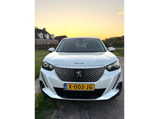 Peugeot e-2008 EV Active 50 kWh