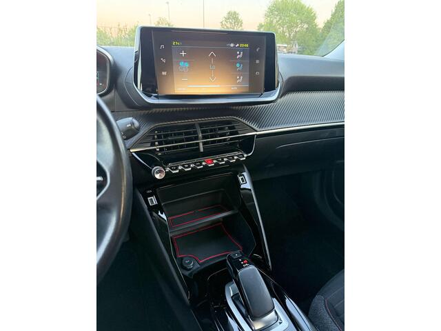 Peugeot e-2008 EV Active 50 kWh