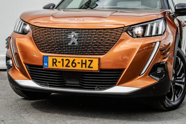 Peugeot e-2008 EV GT 50 kWh Sportstoelen/ Camera/ Blindspot/ Carplay/ Full map navigatie