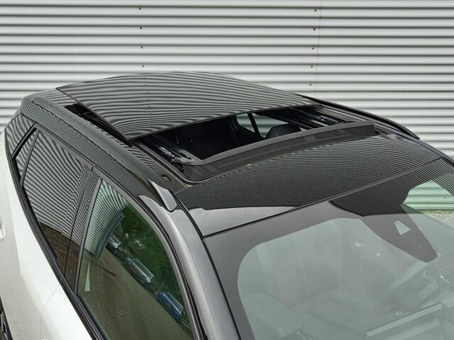 Peugeot e-2008 GT 3-FASEN 50kWh 136pk AUTOMAAT | SCHUIF/KANTELDAK | KEYLESS ENTRY | ADAPTIVE CRUISE | NAVI | CAMERA | GRIPCONTROL