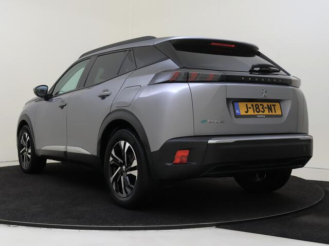 Peugeot e-2008 EV Allure 50 kWh 136PK | Park drive assist | Keyless | Stoelverwarming |