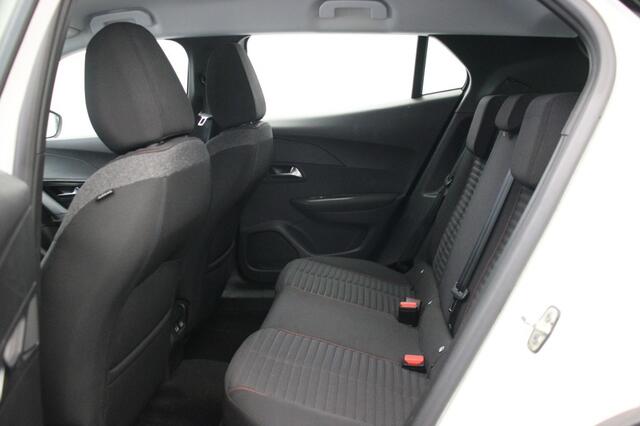 Peugeot e-2008 EV Active Pack 50 kWh - Carplay, SOH 90%
