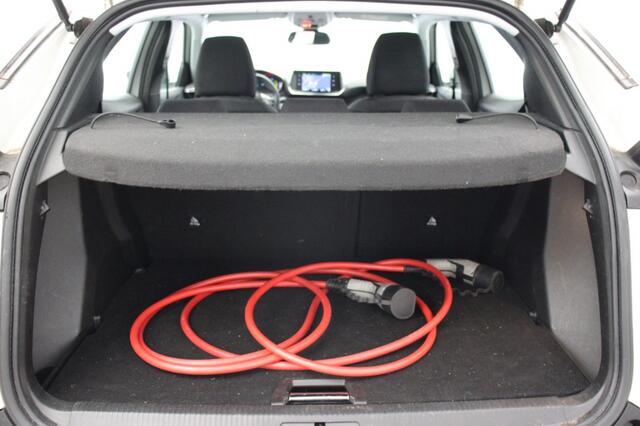 Peugeot e-2008 EV Active Pack 50 kWh - Carplay, SOH 90%