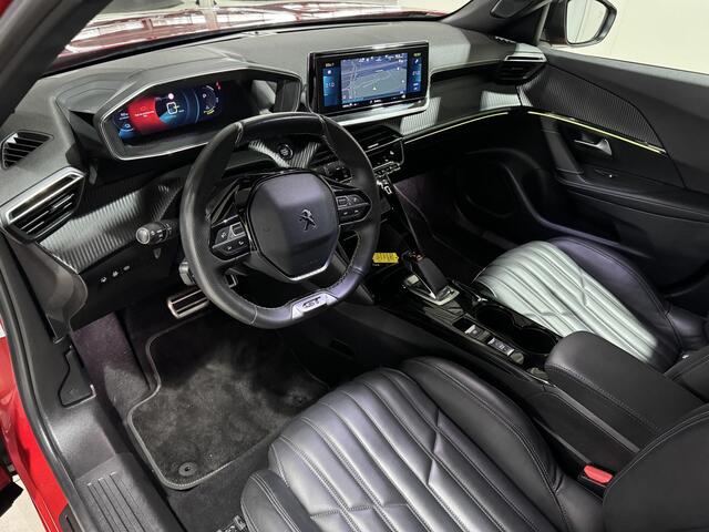 Peugeot e-2008 EV GT 50 kWh fantastische GT uitvoering, heel veel opties | Alcantara bekleding | Cruise Control | Parkeersensoren | Apple Carplay/Android Auto | Keyless | Achteruitrijcamera | Full map navigatie | Dodehoek detectie |