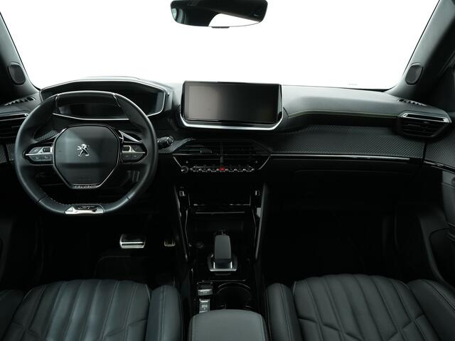 Peugeot e-2008 EV GT PACK 50 KWH 3-FASE | Navi | Panoramadak | Leer