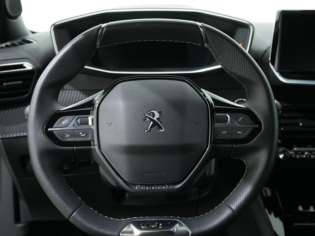Peugeot e-2008 EV GT PACK 50 KWH 3-FASE | Navi | Panoramadak | Leer