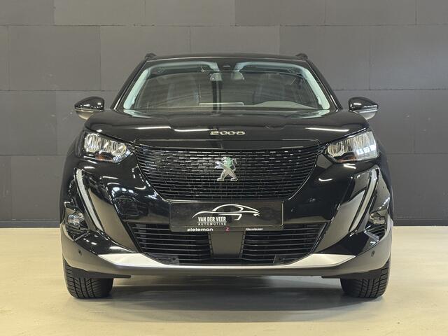 Peugeot e-2008 EV Allure 50 kWh | Panoramadak | Adaptive cruise | Keyless | Camera | Carplay | Navi