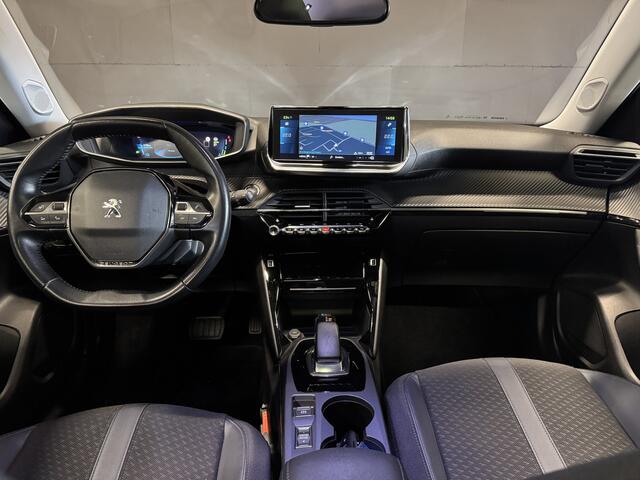 Peugeot e-2008 EV Allure 50 kWh | Panoramadak | Adaptive cruise | Keyless | Camera | Carplay | Navi
