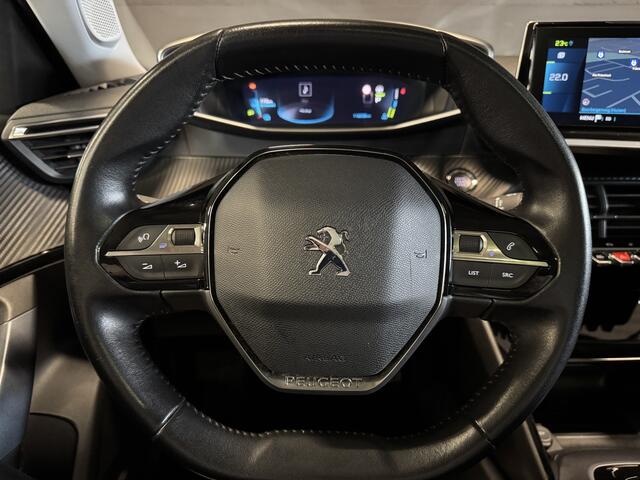 Peugeot e-2008 EV Allure 50 kWh | Panoramadak | Adaptive cruise | Keyless | Camera | Carplay | Navi