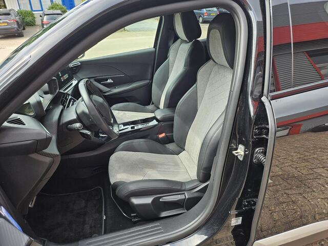 Peugeot e-2008 EV GT Pack 50 kWh