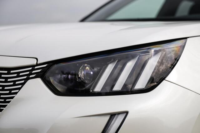 Peugeot e-2008 EV GT 50 kWh 3-Fase ? Pano ? LED ? Carplay