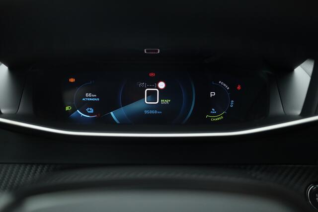 Peugeot e-2008 EV Allure 50 kWh | Navi | Adapt. Cruise | Stoelverw. | Camera | Keyless