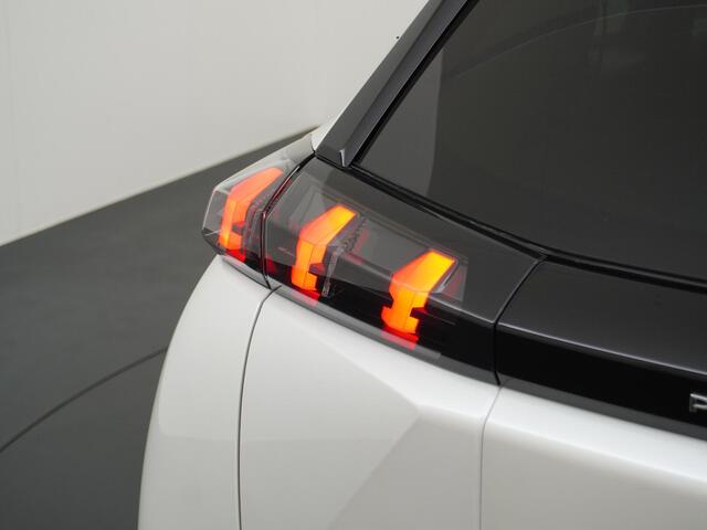 Peugeot e-2008 EV Allure 50 kWh CAMERA | NAVI | RIJKLAAR INCL. 12 MND. BOVAGGARANTIE