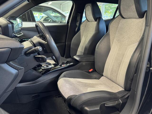 Peugeot e-2008 EV GT Pack 50 kWh | Automaat | Cruise | Carplay | Camera | Stoelverwarming | ( Vesteging - Nieuwegein )