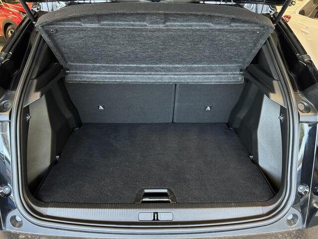 Peugeot e-2008 EV GT Pack 50 kWh | Automaat | Cruise | Carplay | Camera | Stoelverwarming | ( Vesteging - Nieuwegein )