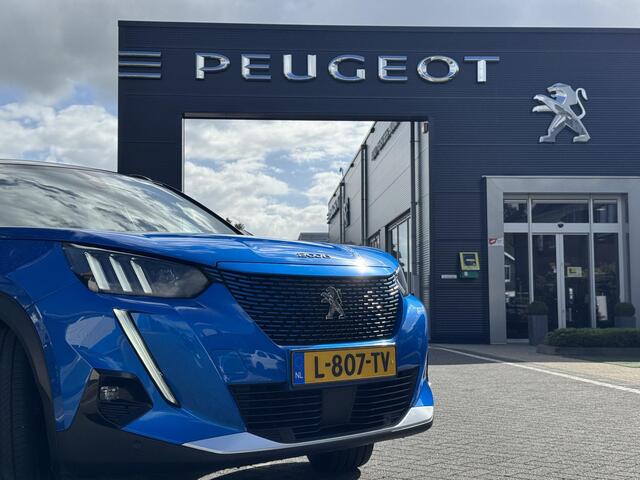 Peugeot e-2008 GT Pack 50 kWh 136PK Automaat Navigatie, Achteruitrijcamera, Keyless, Panoramadak, Alcantara, Stoelverwarming