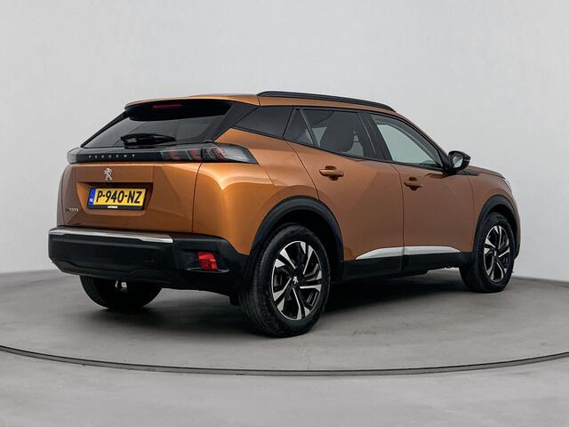 Peugeot e-2008 Allure Pack 50kWh 136PK | 1ste eigenaar | ACCURAPPORT 92% | AppleCarPlay/AndroidAuto | Climate Control | Adaptive Cruise Control | Camera | FULL LED | Navigatie | LMV | Parkeersensoren | Privacy Glass | Isofix |