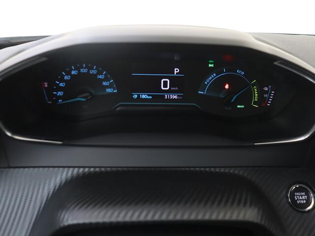 Peugeot e-2008 EV Active Pack 50 kWh | Carplay | Navi | Camera |