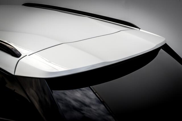 Peugeot e-2008 EV Allure 50 kWh | Automaat | Navigatie | Clima | PDC | 1 e Eign | | 3D-I-Cockpit | Keyless entry | Cruise | Camera |