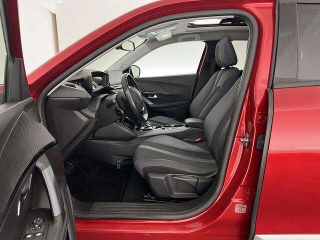 Peugeot e-2008 EV Allure 50 kWh [ 3-Fase ] {SOH-84%} (INCL.BTW) *PANO | LEATHER-FABRIC | FULL-LED | SPORT-SEATS | DIGI-COCKPIT | CAMERA | KEYLESS | PRIVACY-GLASS | NAVI-FULLMAP | ECC | PDC | CRUISE | 17''ALU*