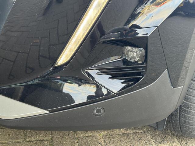 Peugeot e-2008 Allure Pack 50kWh EV 136pk AUTOMAAT | STOELVERW. | CAMERA | NAVI | KEYLESS ENTRY | 18" LM-VELGEN 'BUND'