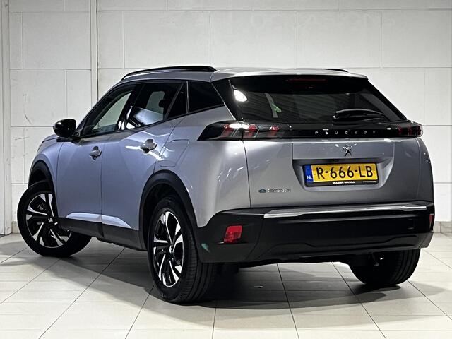 Peugeot e-2008 Allure 50kWh EV 136pk AUTOMAAT | STOELVERW. | NAVI | CAMERA | CLIMA | DAB+ | CRUISE CONTROL | EXTRA GETINTE ACHTERRUITEN