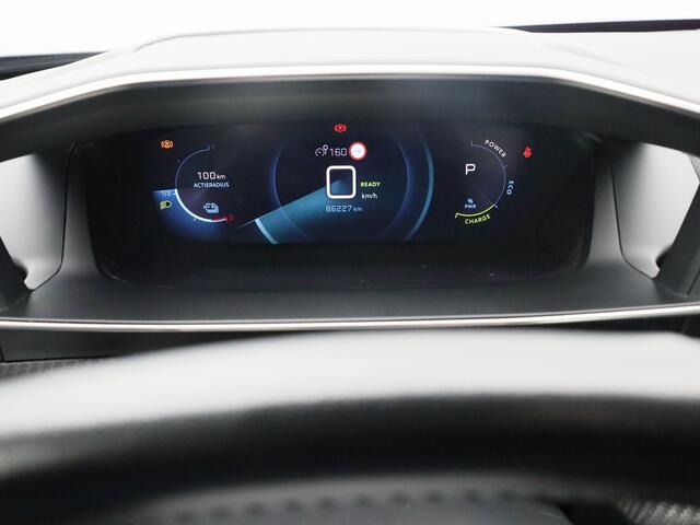 Peugeot e-2008 EV Allure 50 kWh | CAMERA | ADAPTIVE | STOELVERWARMING